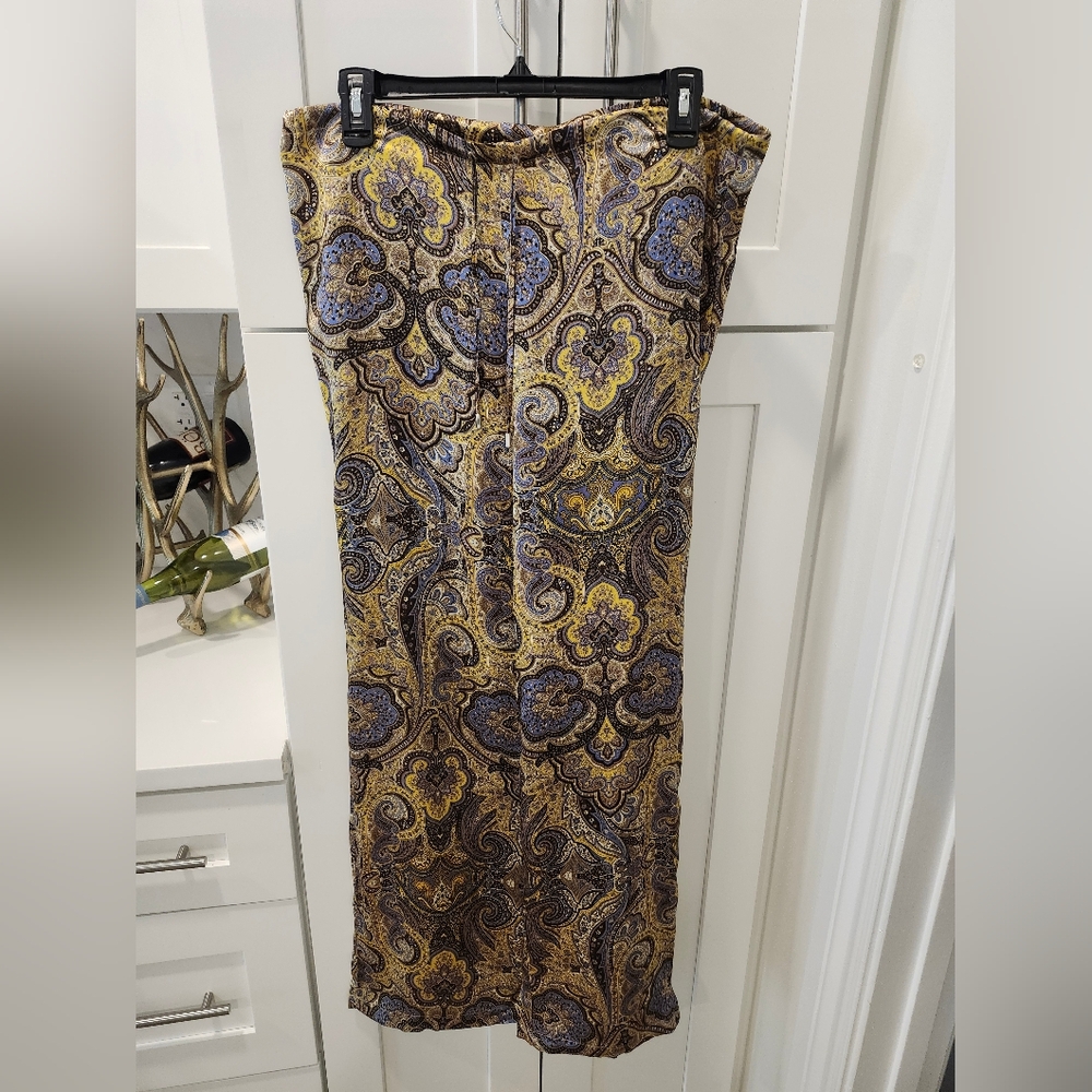 OUD Paris Top & Pant Set - Picture 2 of 16